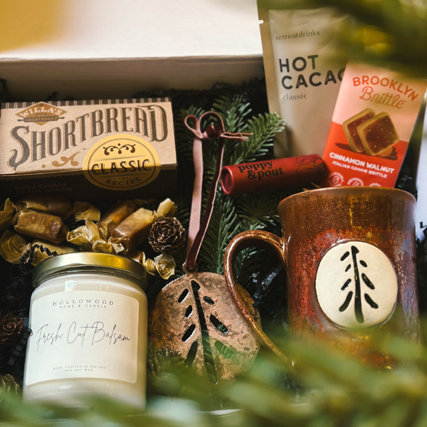 Cinnamon Woods Gift Box