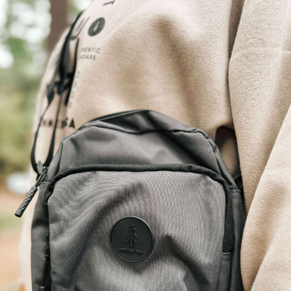 Traveler Crossbody